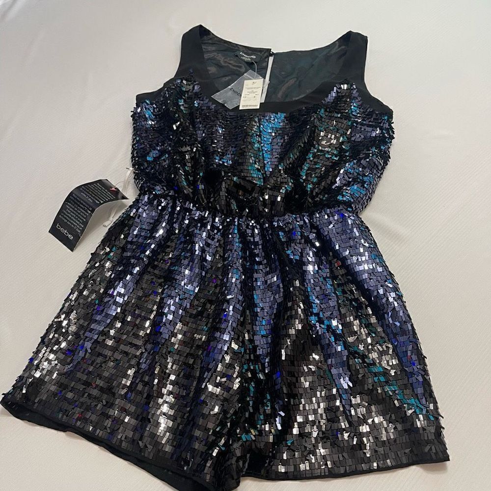 NWT BEBE Navy Blue Black Sequin Embellished Romper Jumpsuit Size 4 NEW